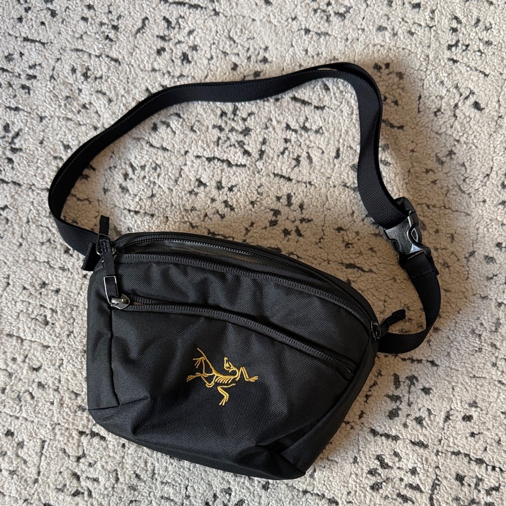 Arcteryx Mantis 1 Crossbody Bag
